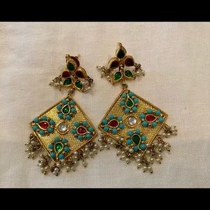 Traditional Indian necklace and earring set